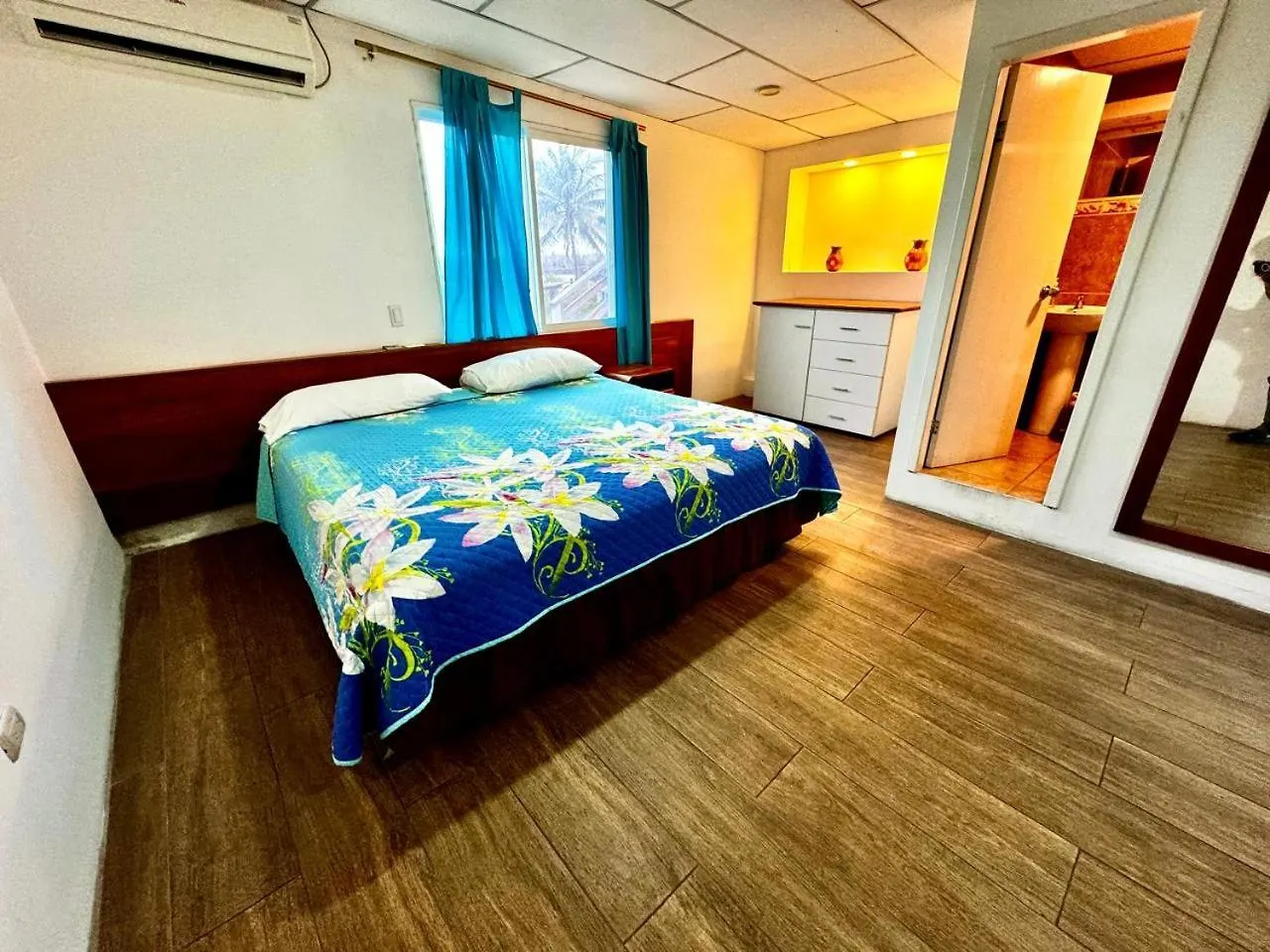 Hostal Muyuyo Puerto Ayora  3*, Puerto Ayora (Galapagos Islands) Ecuador